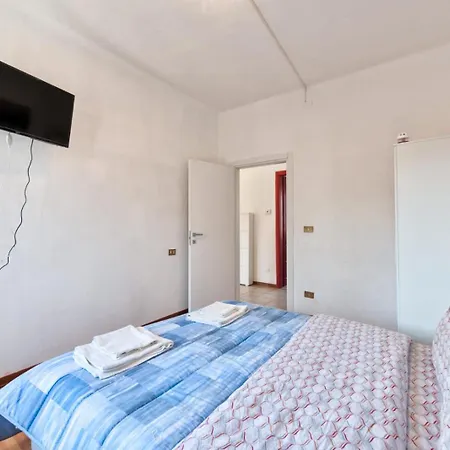 Midtown Garden City Πανσιόν Βενετία